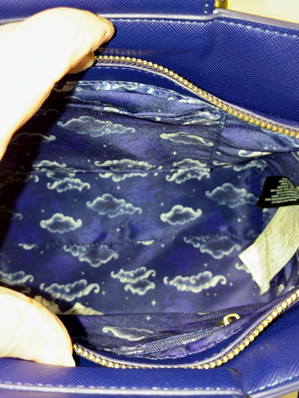 NWT!! Loungefly Disney Princess Jasmine w/ Rajah, Castle, Abu and Genie Satchel - Picture 6 of 16